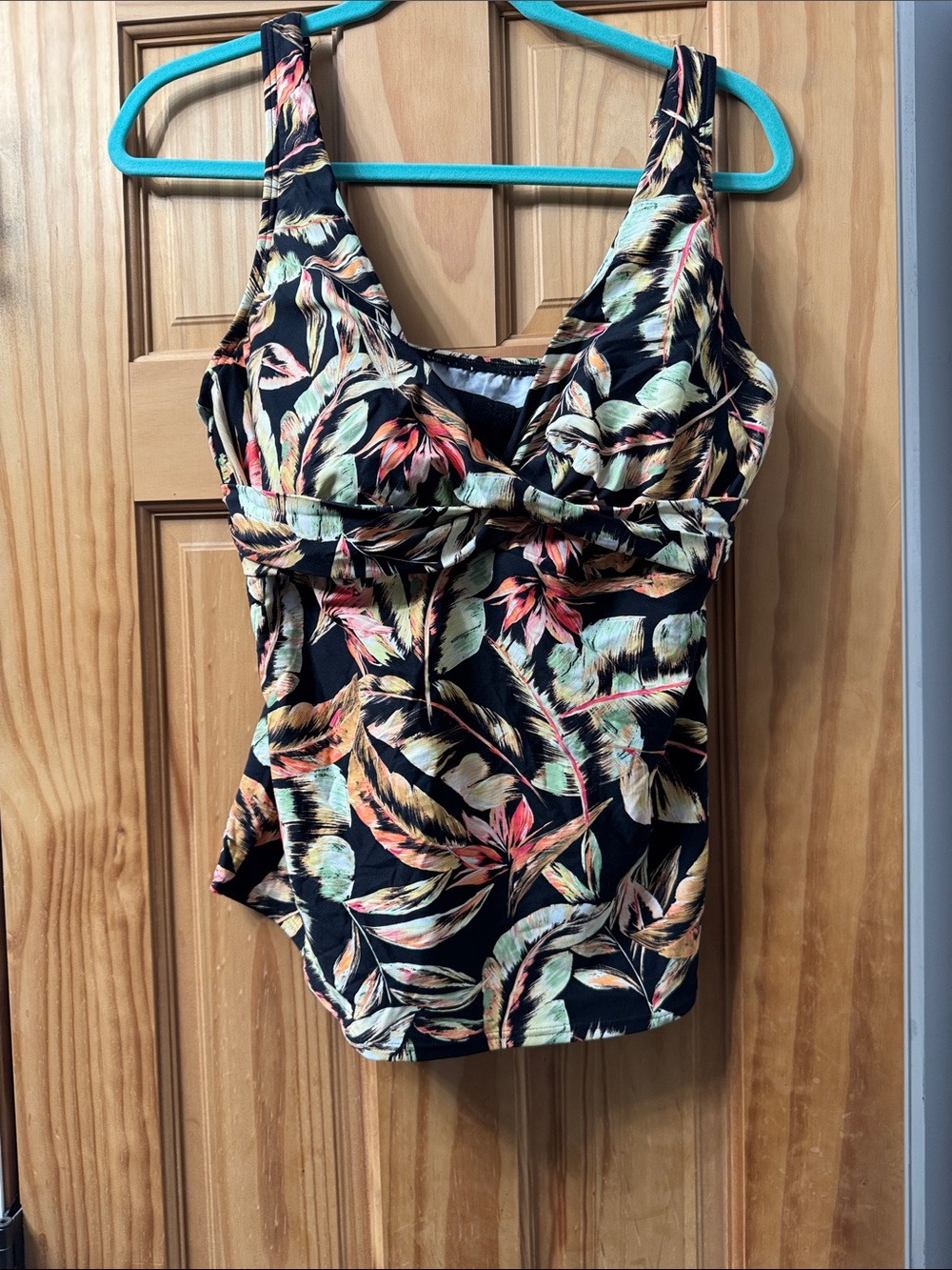 Black Tropical Print Women's Swim Camisole